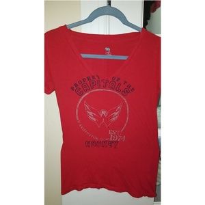 Red capitals hockey t shirt